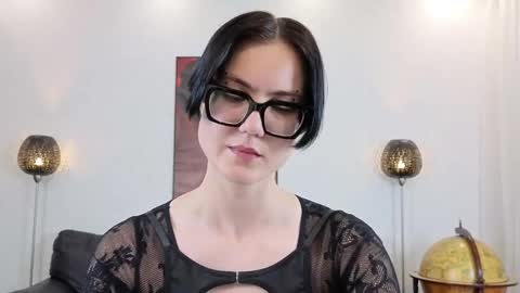 Marie Fitch online show from April 2026 01:41:02 AM