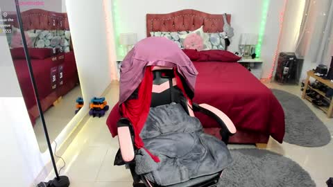 marie online show from December 2024 05:34:01 PM