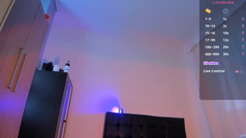 Maria  online show from December 2025 01:52:02 PM