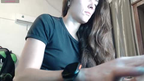 Snapshot of mariel_sins21 chatting on November 2025 10:54:01 PM Mariie online show from November 2025 10:54:01 PM