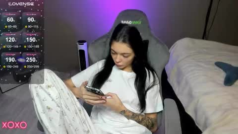 Maria  online show from December 2025 01:31:02 PM