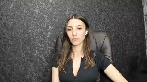 marielleanker online show from September 2025 10:51:02 AM