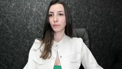 marielleanker online show from October 2025 11:52:01 AM