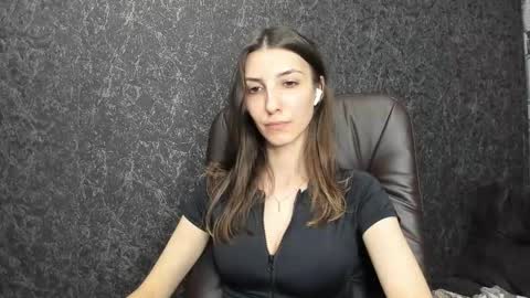 marielleanker online show from November 2025 03:34:01 AM