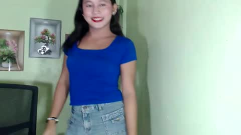 Snapshot of mariellefuck chatting on April 2026 12:10:02 PM marielle online show from April 2026 12:10:02 PM