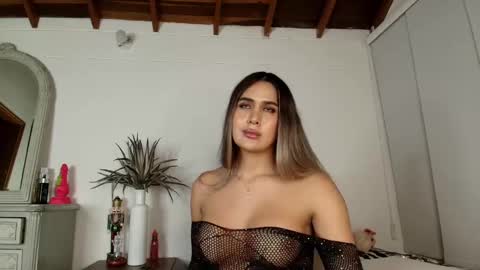 Marihana online show from February 2025 03:08:02 AM