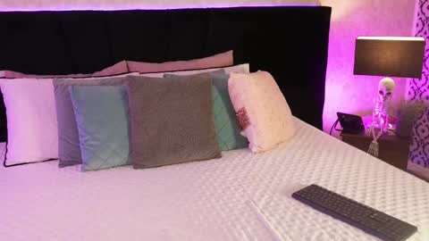 Mariana online show from March 2026 07:10:01 PM