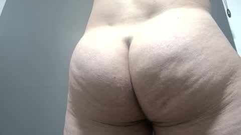 Snapshot of mariiio__bigass chatting on February 2026 09:15:02 PM Mario online show from February 2026 09:15:02 PM