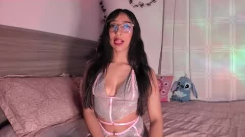 Luna Dulk online show from December 2025 09:14:01 AM