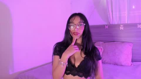 Snapshot of marijaneh chatting on February 2026 09:40:02 PM Luna Dulk online show from February 2026 09:40:02 PM