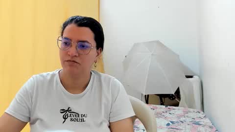 Snapshot of marilyn_garcia chatting on May 2026 04:26:01 PM MARILYN SEXY online show from May 2026 04:26:01 PM