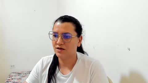 Snapshot of marilyn_garcia chatting on June 2026 10:20:01 PM MARILYN SEXY online show from June 2026 10:20:01 PM