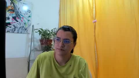 Snapshot of marilyn_garcia chatting on June 2026 07:25:02 PM MARILYN SEXY online show from June 2026 07:25:02 PM