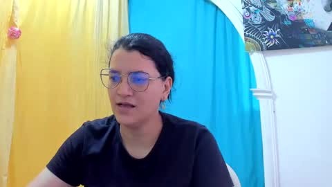 Snapshot of marilyn_garcia chatting on July 2026 01:15:01 PM MARILYN SEXY online show from July 2026 01:15:01 PM
