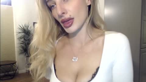 MarilynDevilish online show from December 2024 09:23:01 PM