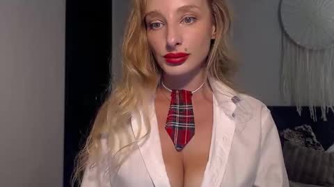 MarilynDevilish online show from September 2025 07:47:02 PM