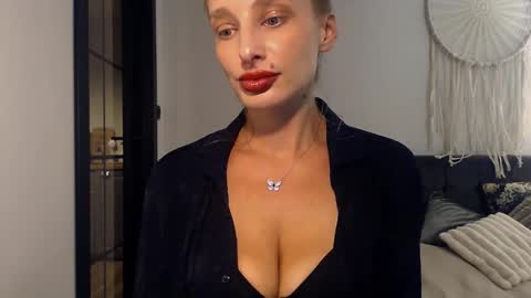 MarilynDevilish online show from September 2025 08:08:02 PM