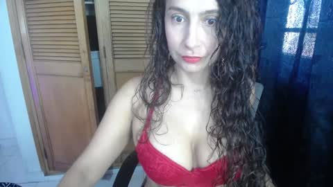 marilynetthan online show from December 2024 01:11:02 PM