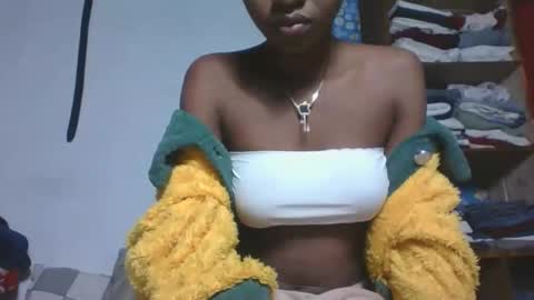 Snapshot of marinagold69 chatting on May 2026 01:13:01 AM marinagold69 online show from May 2026 01:13:01 AM