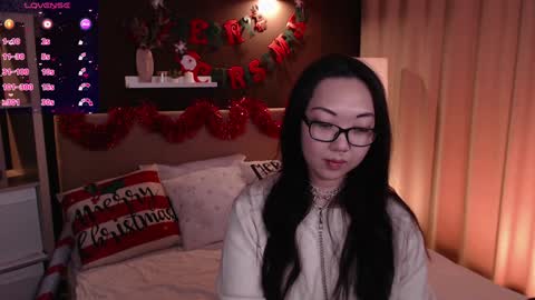 Snapshot of marine_vact chatting on December 2024 05:25:01 PM Marine  online show from December 2024 05:25:01 PM