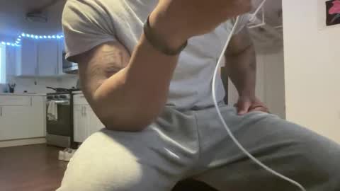 Z online show from December 2025 04:14:02 PM