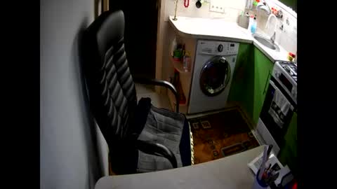 MarinettaQhot online show from September 2025 05:28:01 PM