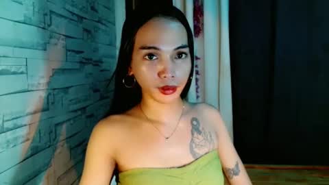 Snapshot of marishkafoxx chatting on May 2026 10:53:02 AM marishka online show from May 2026 10:53:02 AM