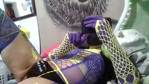 Prissy Miss online show from December 2025 06:32:01 AM