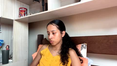 Kayleen online show from March 2026 06:25:02 PM