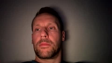 Mark online show from December 2025 09:32:01 PM