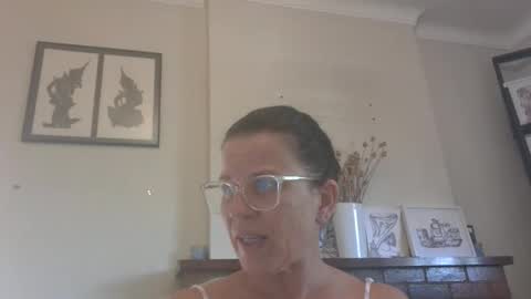 mark_and_lola online show from December 2025 11:24:01 PM