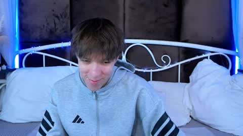 Mark online show from March 2026 09:21:02 AM