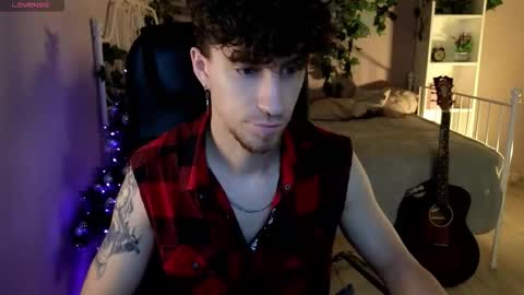 mark_caron online show from December 2025 04:03:02 PM