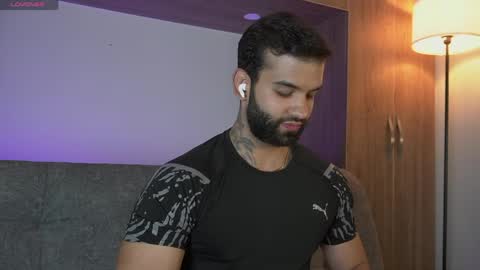 Mark online show from April 2026 01:05:02 AM