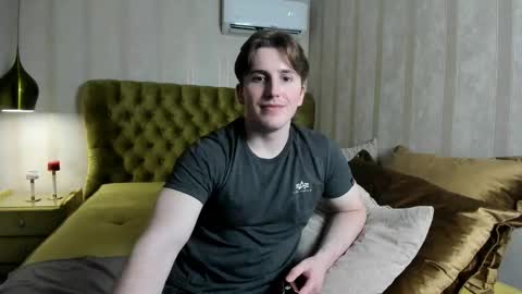 Snapshot of mark_yeti chatting on November 2025 01:12:02 PM Mark online show from November 2025 01:12:02 PM