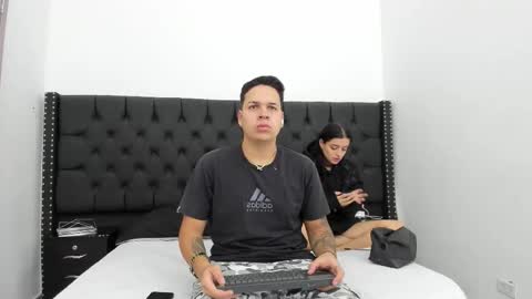 markandphilip  online show from November 2025 11:54:02 AM