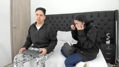 markandphilip  online show from December 2025 11:48:01 AM