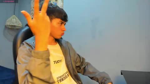 markbowie online show from April 2026 08:13:02 PM