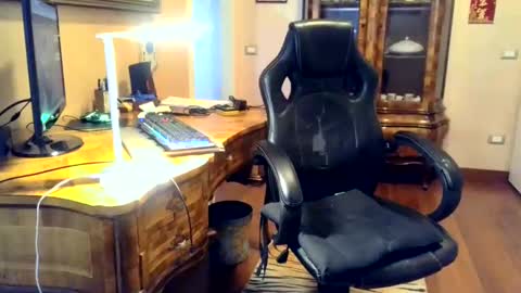 markmarkmark00 online show from March 2025 05:07:02 PM