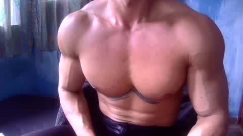 Snapshot of markogoldwolf chatting on February 2025 04:09:02 AM boogieman online show from February 2025 04:09:02 AM