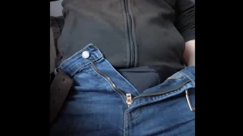 Snapshot of markus81xxx chatting on February 2025 03:49:02 PM markus81xxx online show from February 2025 03:49:02 PM