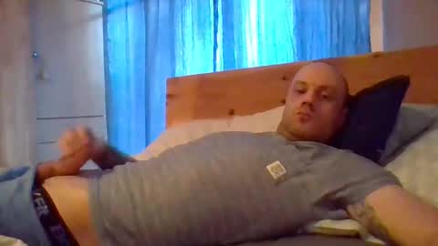 markus_7 online show from February 2025 01:44:01 PM