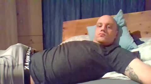 markus_7 online show from February 2025 04:23:02 PM