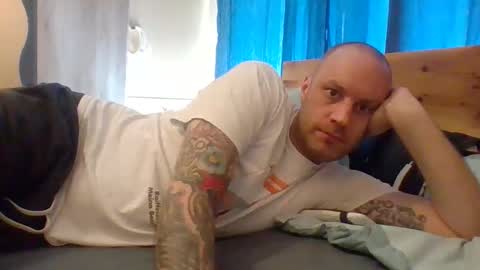 markus_7 online show from September 2025 10:59:02 AM