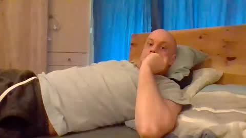 markus_7 online show from April 2026 11:02:01 AM