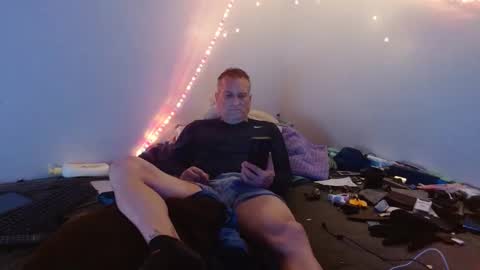 markymark101825061 online show from February 2025 05:58:01 AM