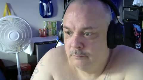 marlanbrando online show from May 2026 08:36:02 PM