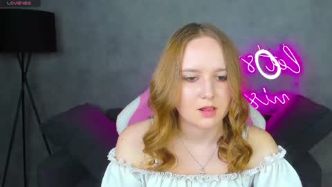 Snapshot of marlyn_owen chatting on June 2026 03:25:01 AM Emmaa online show from June 2026 03:25:01 AM