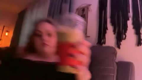 maroon_moon online show from November 2025 10:13:02 PM