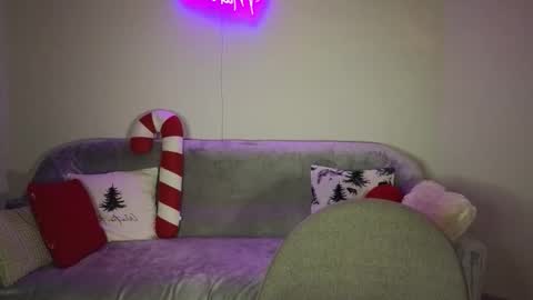 Mary online show from December 2025 10:25:01 PM